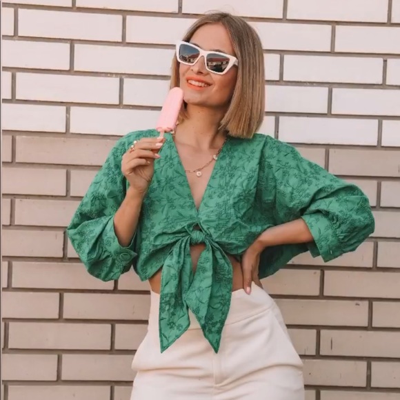 Zara knotted embroidered top - Picture 5 of 11